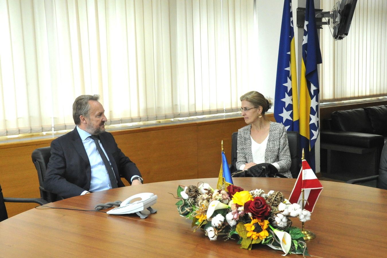 Predsjedavajući Doma naroda PSBiH Bakir Izetbegović razgovarao sa ambasadoricom Republike Austrije u BiH  